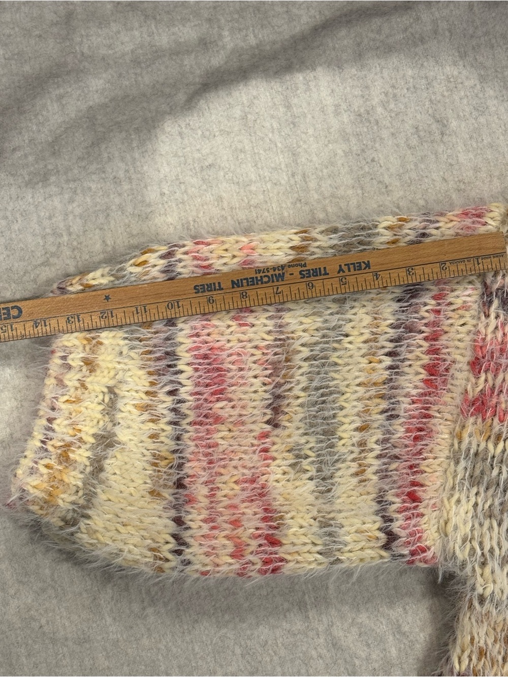 NWT Urban Outfitters Fuzzy Chunky Knit Cardigan Sweater M Boho Cozy - Picture 6 of 9